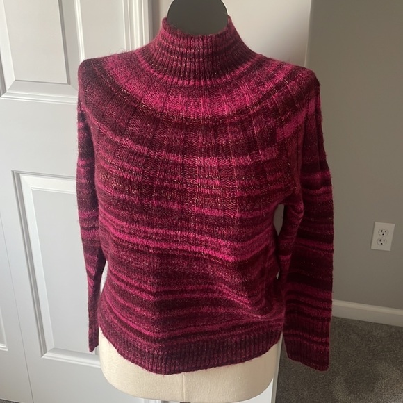 Knox Rose sweater Magenta Pink stripe longsleeve crew holiday top new size small - Picture 7 of 7